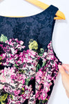 Robe midi noire et rose fleurie en dentelle* seconde main - Laura- La Penderie du Paradis
