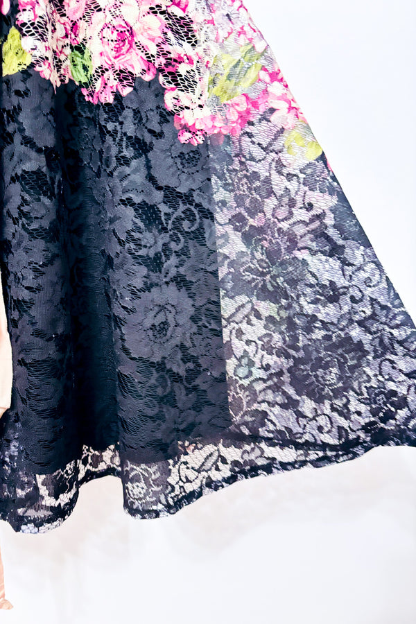 Robe midi noire et rose fleurie en dentelle* seconde main - Laura- La Penderie du Paradis