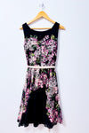 Robe midi noire et rose fleurie en dentelle* seconde main - Laura- La Penderie du Paradis