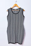 Robe ajustée en tricot noir et blanc à motifs géométriques* seconde main - Sioni- La Penderie du Paradis