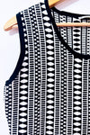 Robe ajustée en tricot noir et blanc à motifs géométriques* seconde main - Sioni- La Penderie du Paradis