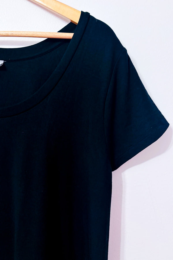 Robe noire fluide à ourlet étagé seconde main - Jana- La Penderie du Paradis