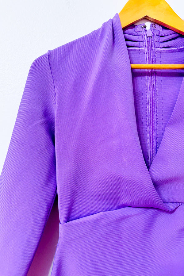 Robe midi mauve ajustée à col drapé et manches longues seconde main - Autres- La Penderie du Paradis