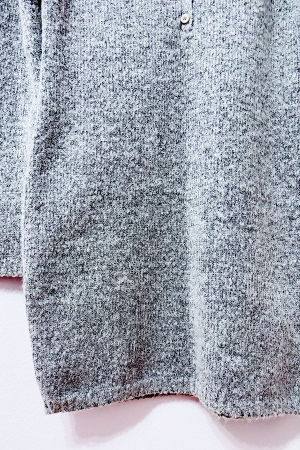 Robe grise en tricot à col polo boutonné* seconde main - Guess- La Penderie du Paradis