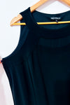 Robe noire fluide sans manches à encolure ronde* seconde main - Picadilly- La Penderie du Paradis