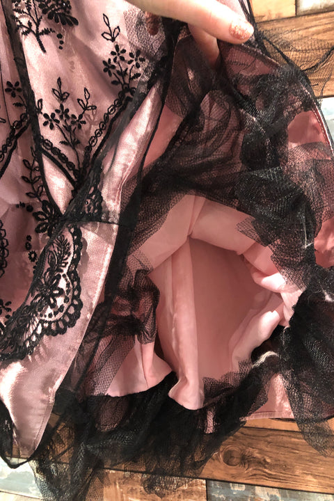 Robe rose avec tulle noire (s) seconde main Les Ailes De La Mode   