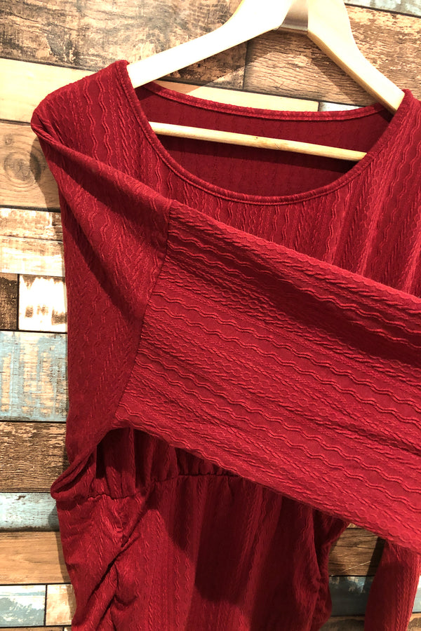 Robe rouge texturée (l) seconde main Autres 