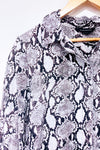 Robe noire en soie motif serpent (l)-Club Monaco-La Penderie du Paradis 🕊