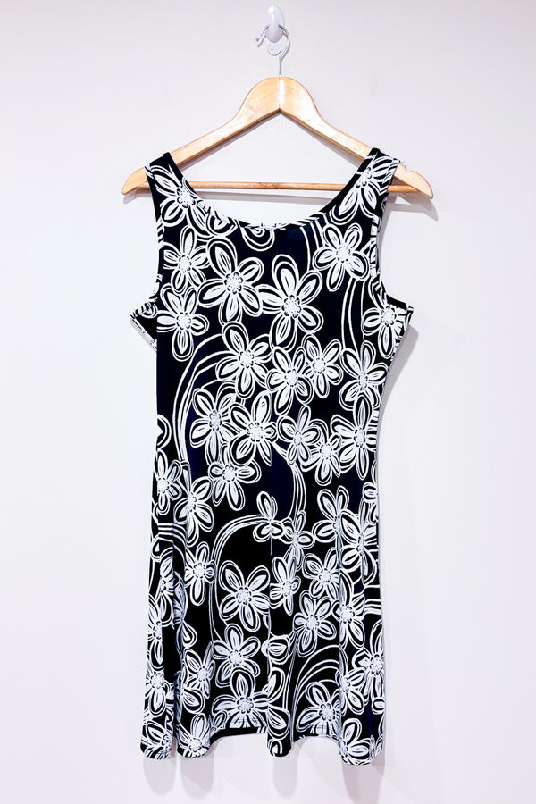 Robe marine fleurie (m)-mandee-La Penderie du Paradis 🕊