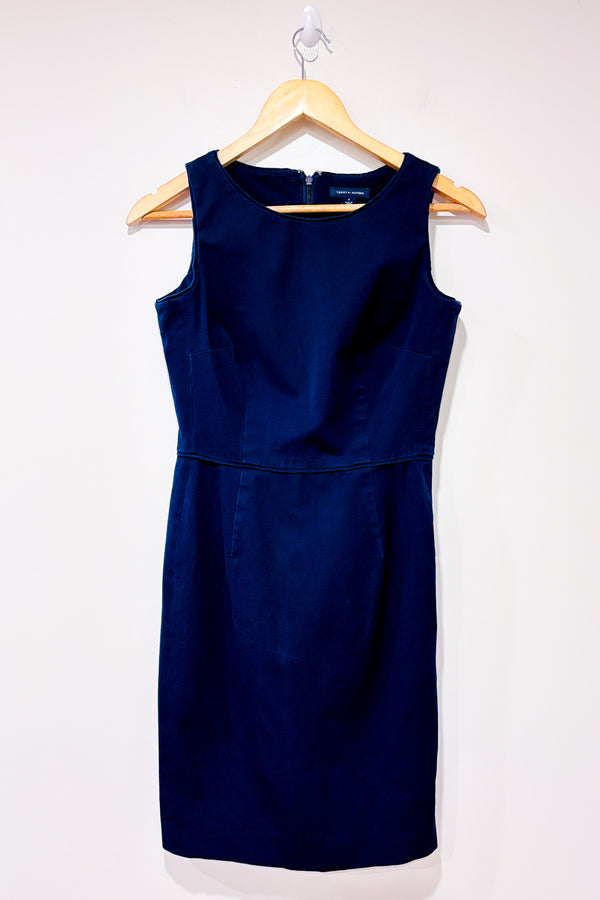 Robe ajustée sans manche marine (s)-Tommy Hilfiger-La Penderie du Paradis 🕊