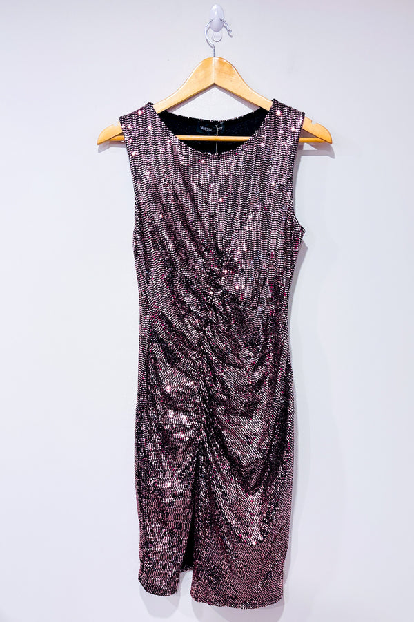 Robe rose à paillettes (m)*-Vanessa Scott-La Penderie du Paradis 🕊