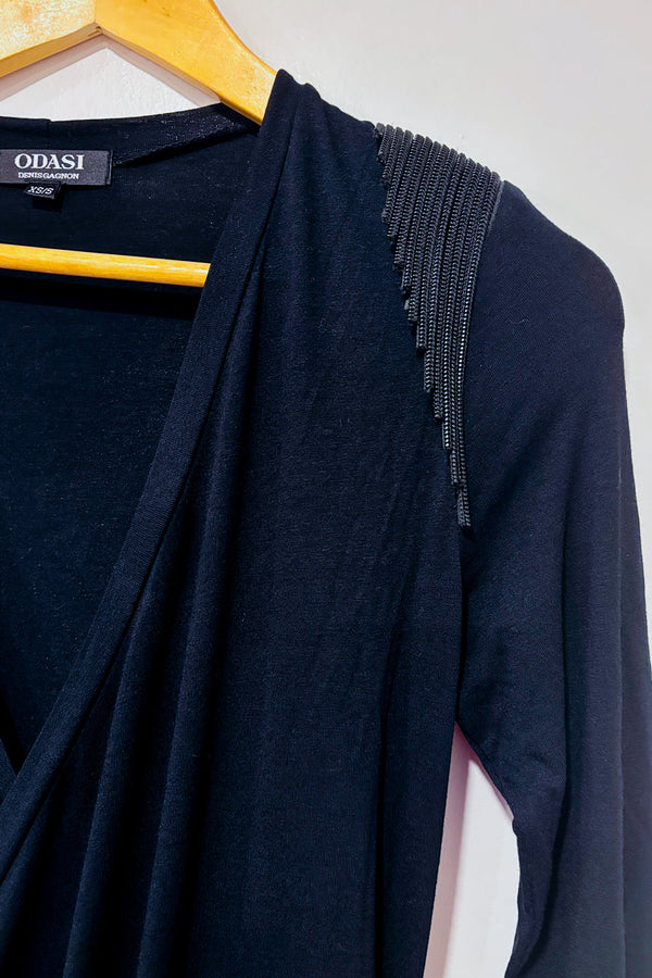 Robe porte-feuille noire avec pierres aux épaules (xs/s)*-ODASI Denis Gagnon-La Penderie du Paradis 🕊