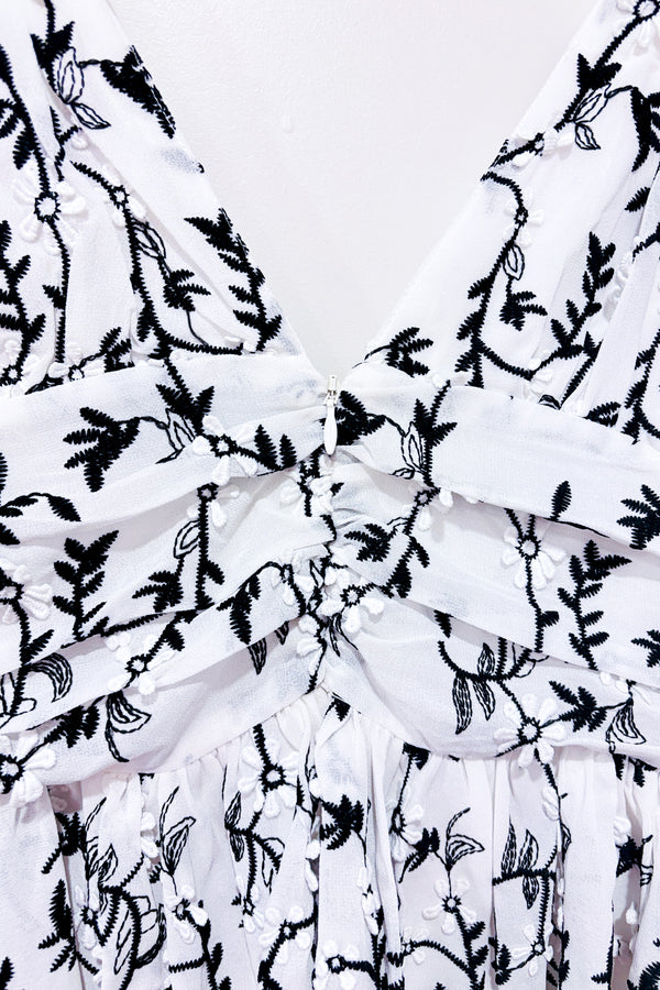 Robe Dora blanche et noire avec fleurs brodées (m)*-Majorelle-La Penderie du Paradis 🕊