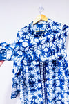 Robe couvre-maillot bleue et blanche motif tie-dye seconde main - Ava James- La Penderie du Paradis
