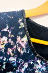 Robe noire et multicolore détails faux cuir seconde main - Club Monaco- La Penderie du Paradis