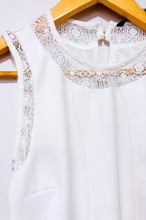 Robe crème avec dentelle seconde main - Zara- La Penderie du Paradis