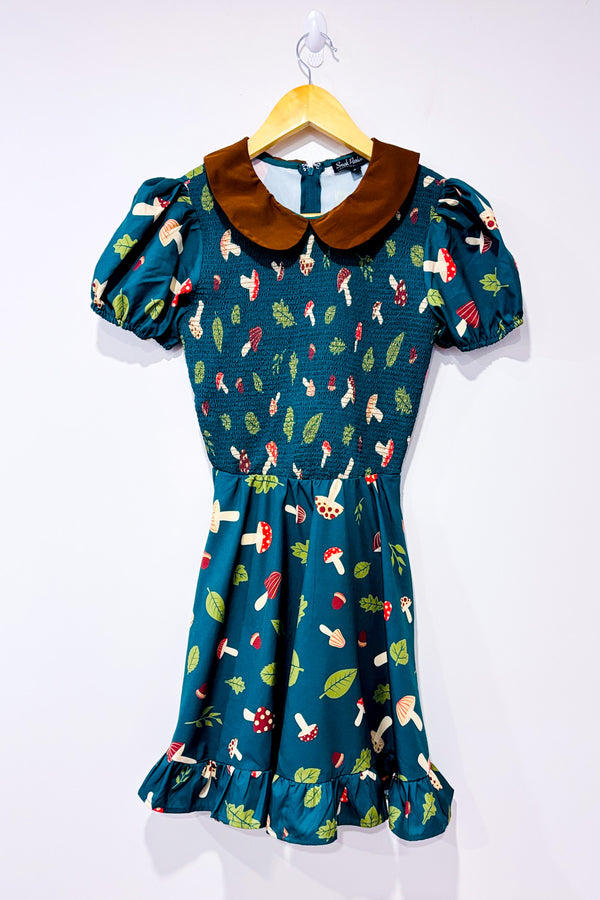 Robe verte et brune avec champignons* seconde main - Smak Parlour- La Penderie du Paradis