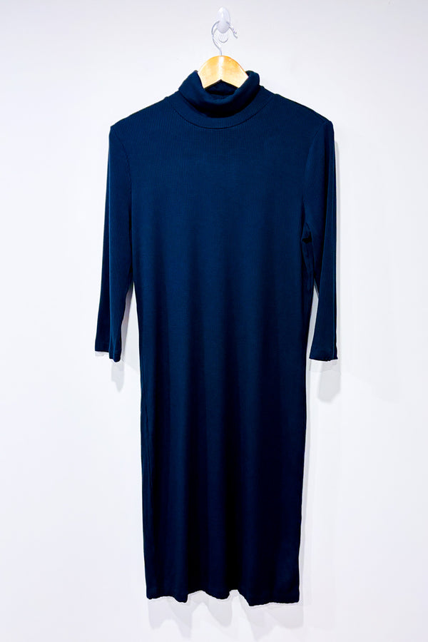 Robe ajustée noire côtelée à col roulé* seconde main - Lolë- La Penderie du Paradis