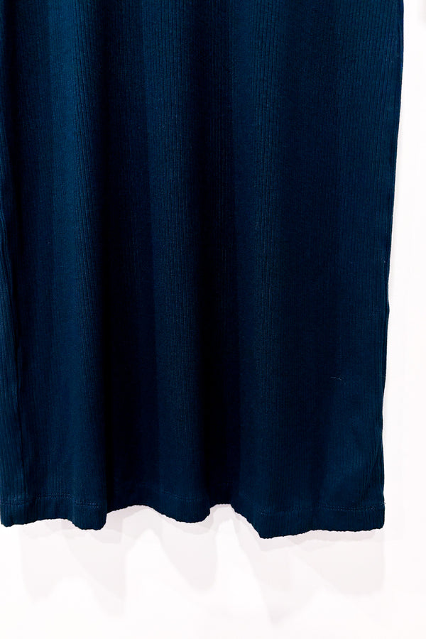 Robe ajustée noire côtelée à col roulé* seconde main - Lolë- La Penderie du Paradis