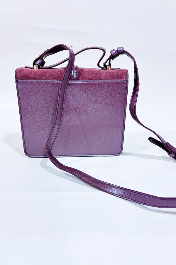 Sac à bandoulière mauve scintillant effet suédine* seconde main - Moda Luxe- La Penderie du Paradis
