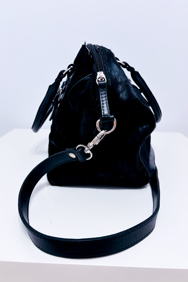 Sac à main noir en cuir effet poil avec bandoulière* seconde main - Maurizio Taiuti- La Penderie du Paradis