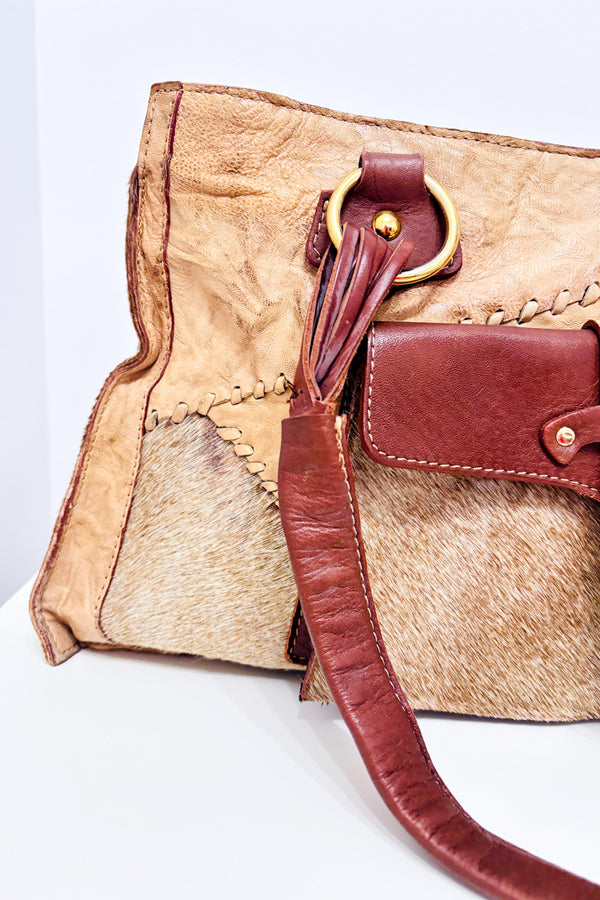 Sac à main beige en cuir et fourrure seconde main - Nardelli- La Penderie du Paradis