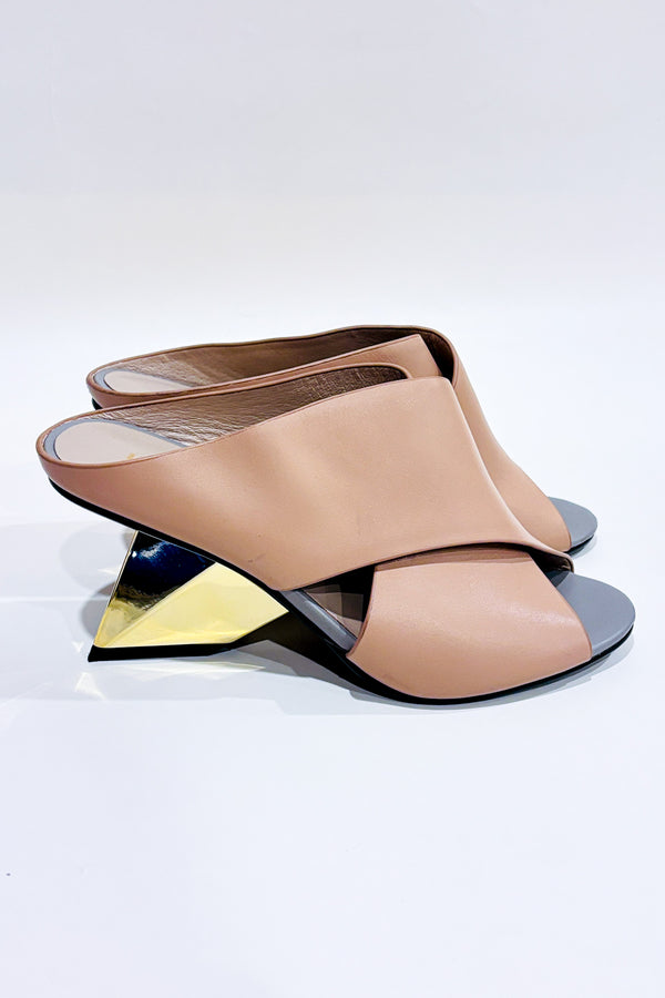 Sandales beige et or* seconde main - United Nude- La Penderie du Paradis