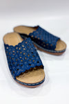 Sandales beige avec dentelle fleurie marine (9) - Autres - La Penderie du Paradis ?