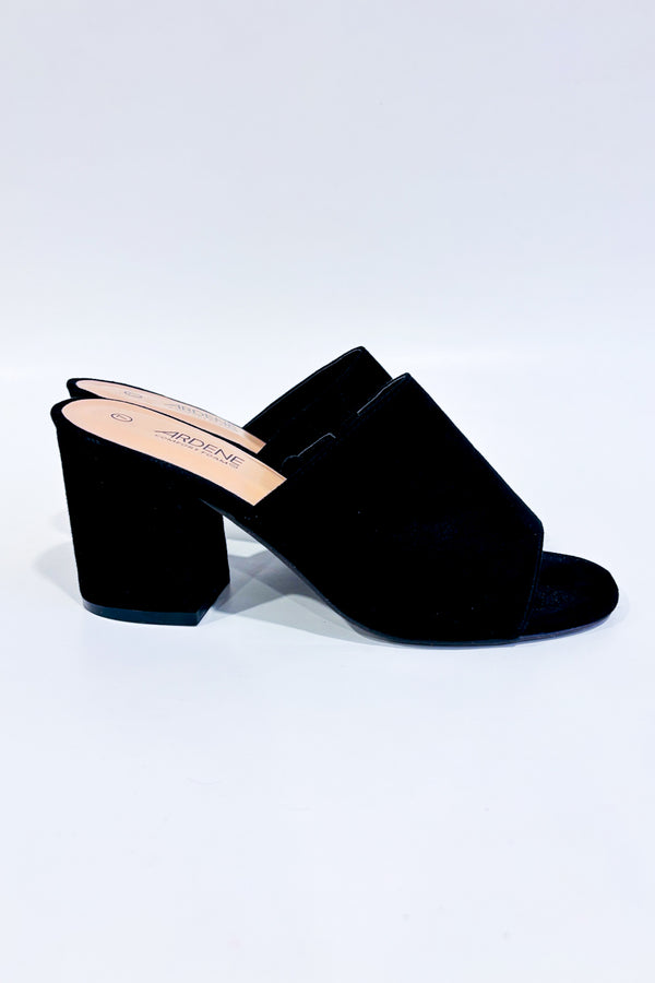 Sandales slip-on noires (7)-Ardene-La Penderie du Paradis 🕊