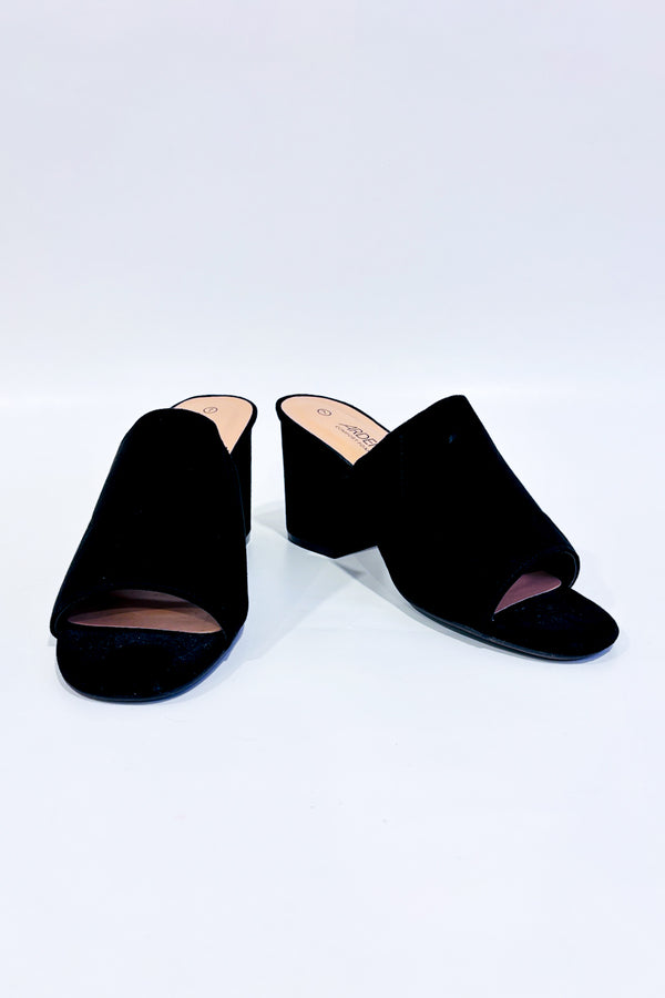 Sandales slip-on noires (7)-Ardene-La Penderie du Paradis 🕊