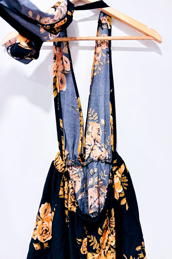 Romper plongeant noir fleuri avec attaches croisées et dos ouvert (s)-SHEIN-La Penderie du Paradis 🕊