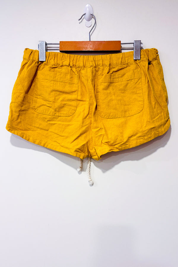 Short jaune en lin (m)-O'Neill-La Penderie du Paradis 🕊