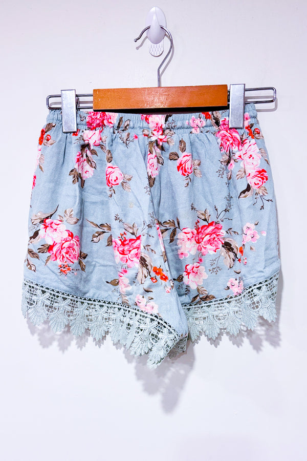 Short turquoise fleuri avec dentelle (xs)-H&M-La Penderie du Paradis 🕊
