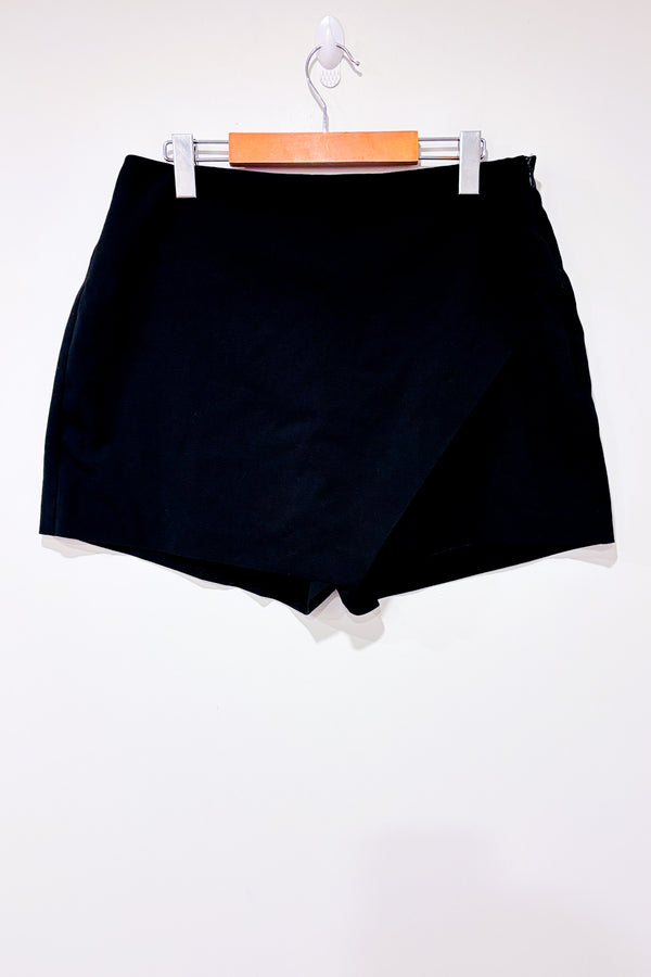 Jupe-short noire (l)-Reitmans-La Penderie du Paradis 🕊