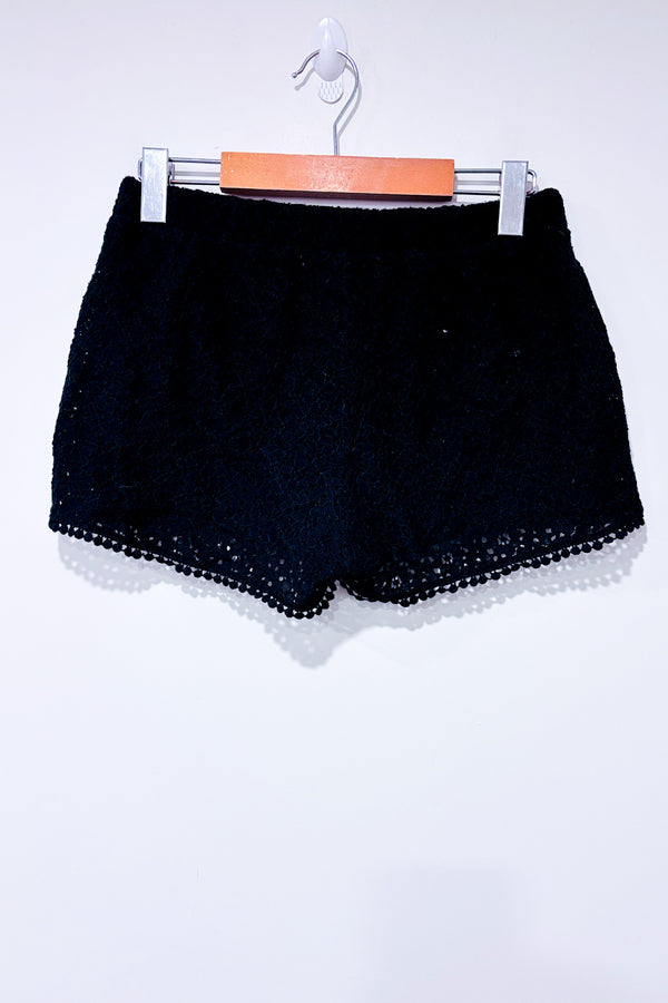 Short noir en dentelle fleurie (s)-SWS Streetwear Society-La Penderie du Paradis 🕊