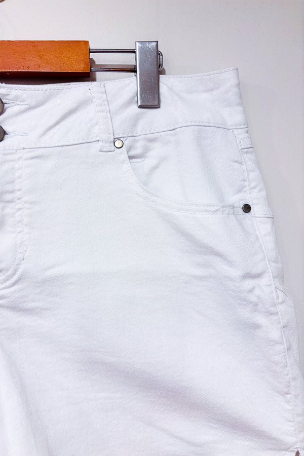 Short blanc en jeans seconde main - D. Jeans- La Penderie du Paradis