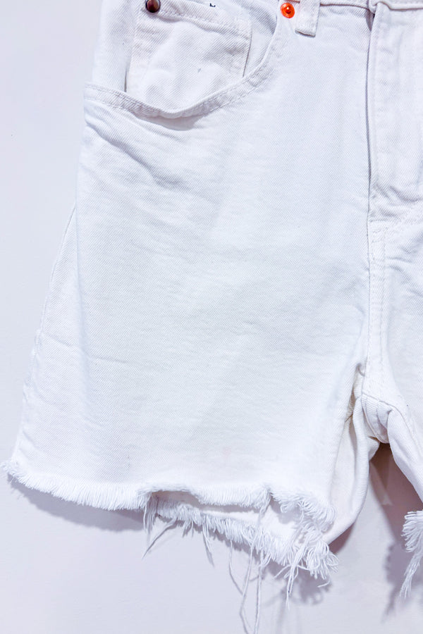 Short blanc en jeans à taille haute seconde main - H&M- La Penderie du Paradis