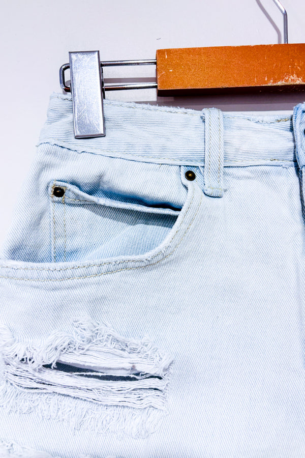 Short en jeans bleu pâle seconde main - Billabong- La Penderie du Paradis