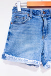 Short en jeans bleu délavé* seconde main - REGeneration- La Penderie du Paradis