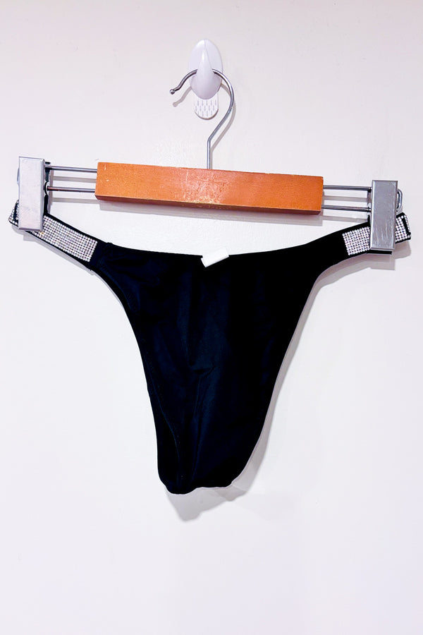 Culotte noire décorées de strass ''LOVE'' seconde main - SHEIN- La Penderie du Paradis