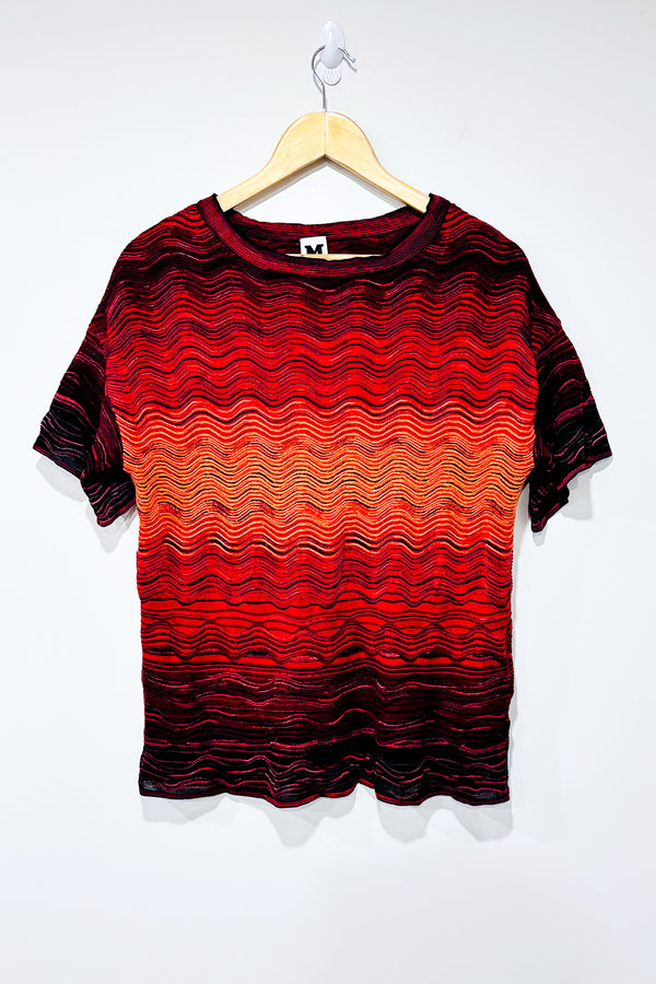 T-shirt rouge avec vagues texturées (m) -- La Penderie du Paradis ?