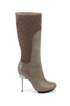 Beige leather boots (6.5)