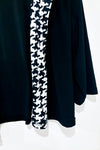 Veste courte noire et blanche motif pied de poule (m/l) -- La Penderie du Paradis ?