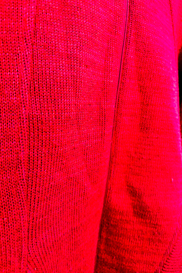 Veste en tricot framboise à capuchon intérieur en polar seconde main - Bench- La Penderie du Paradis