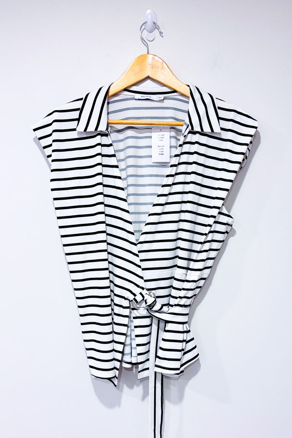 Cardigan cache-coeur noir et blanc rayé à nouer* seconde main - Ricki's- La Penderie du Paradis