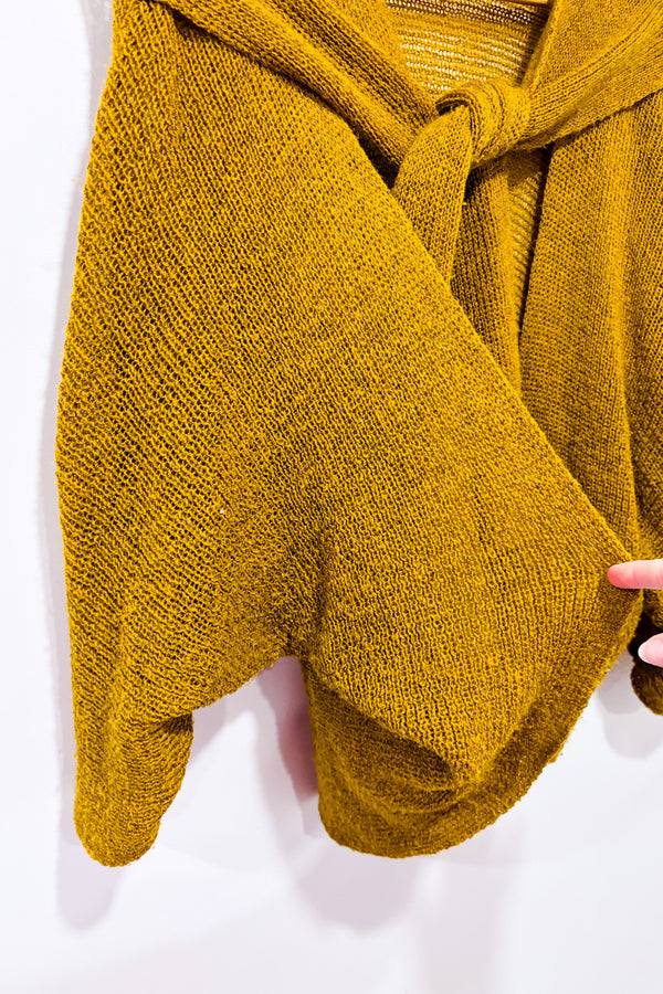 Cardigan en tricot ouvert safran* seconde main - Lucie Bournival- La Penderie du Paradis