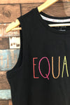 Camisole noire ''Equality'' (s) seconde main Rae Dunn 