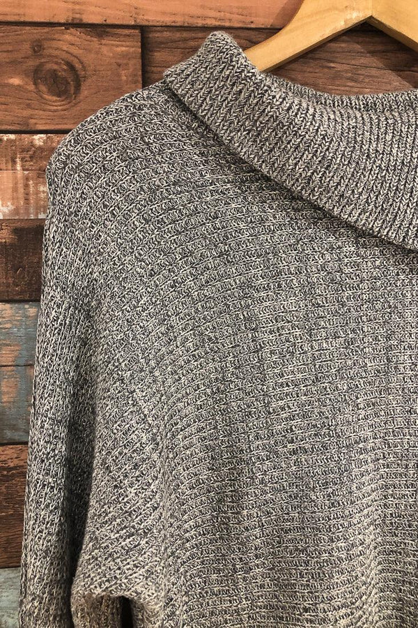 Chandail en tricot gris scintillant (m) seconde main Coco y Club 