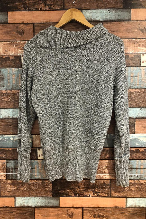 Chandail en tricot gris scintillant (m) seconde main Coco y Club 
