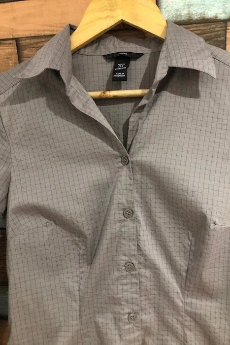Chemise ajustée grise à carreaux (s) seconde main H&M   